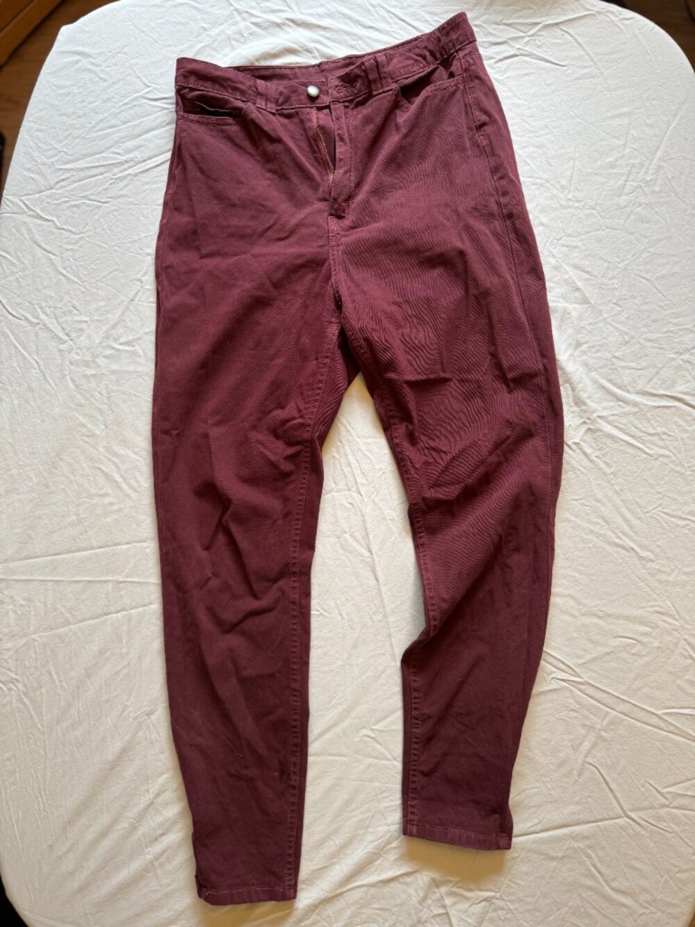 American Apparel Burgundy High Waisted Skinny Pants Size 30/31 – Ankle Zip